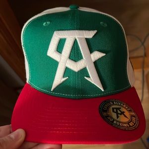 Canelo Alvarez SnapBack hat, Red, Green, White. Never Worn to big.